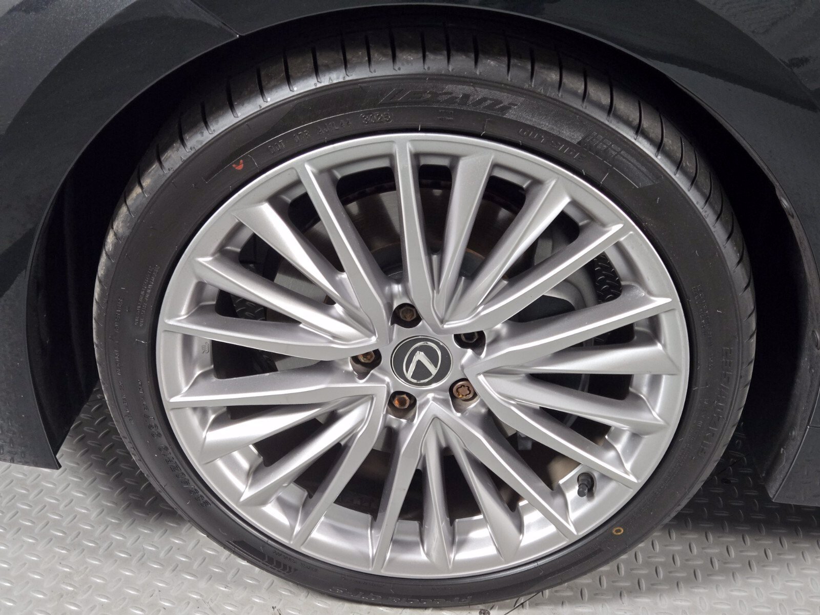 Used 2024 Lexus IS 300 w/ Premium Package RWD image 9
