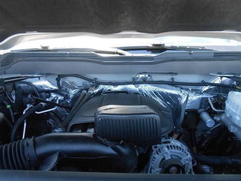 Used 2017 Chevrolet Silverado 2500 W/T AWD/4WD image 18