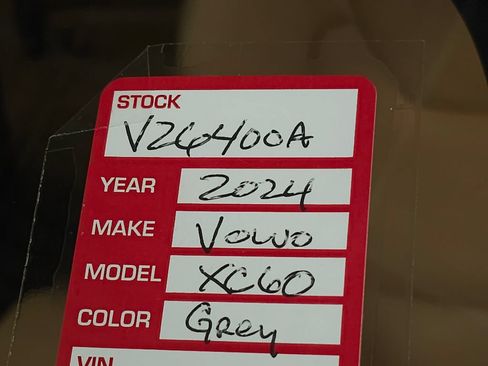 Certified 2024 Volvo XC60 B5 Ultimate AWD/4WD image 40