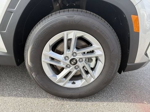 Certified 2026 Hyundai Tucson SE FWD image 12