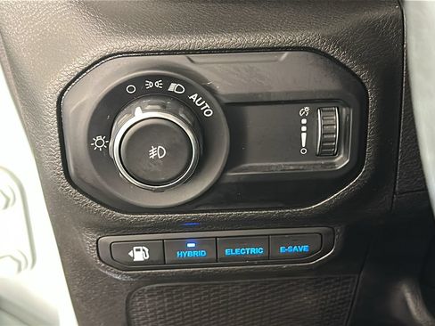 Used 2023 Jeep Wrangler Unlimited w/ Cold Weather Group AWD/4WD image 23