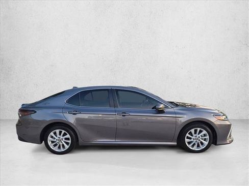 Certified 2023 Toyota Camry LE FWD image 4