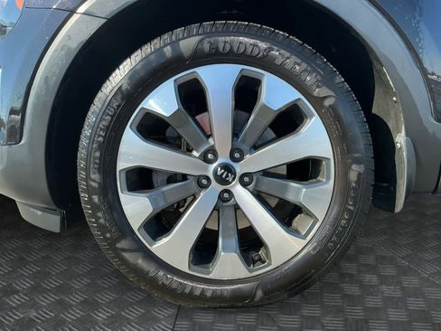 Used 2021 Kia Telluride EX w/ EX Premium Package image 10