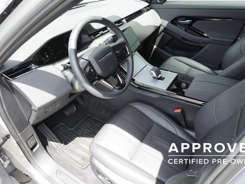 Used 2025 Land Rover Range Rover Evoque S AWD/4WD image 18