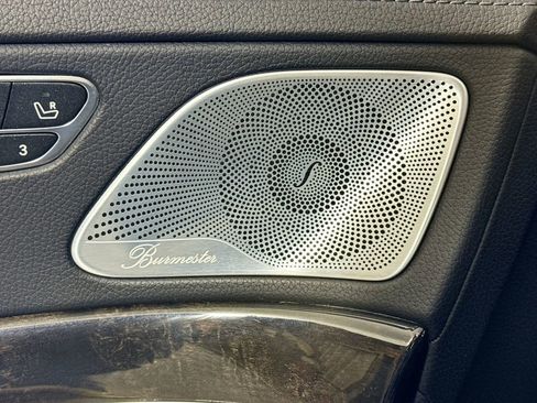 Used 2017 Mercedes-Benz S 550 4MATIC Sedan image 23