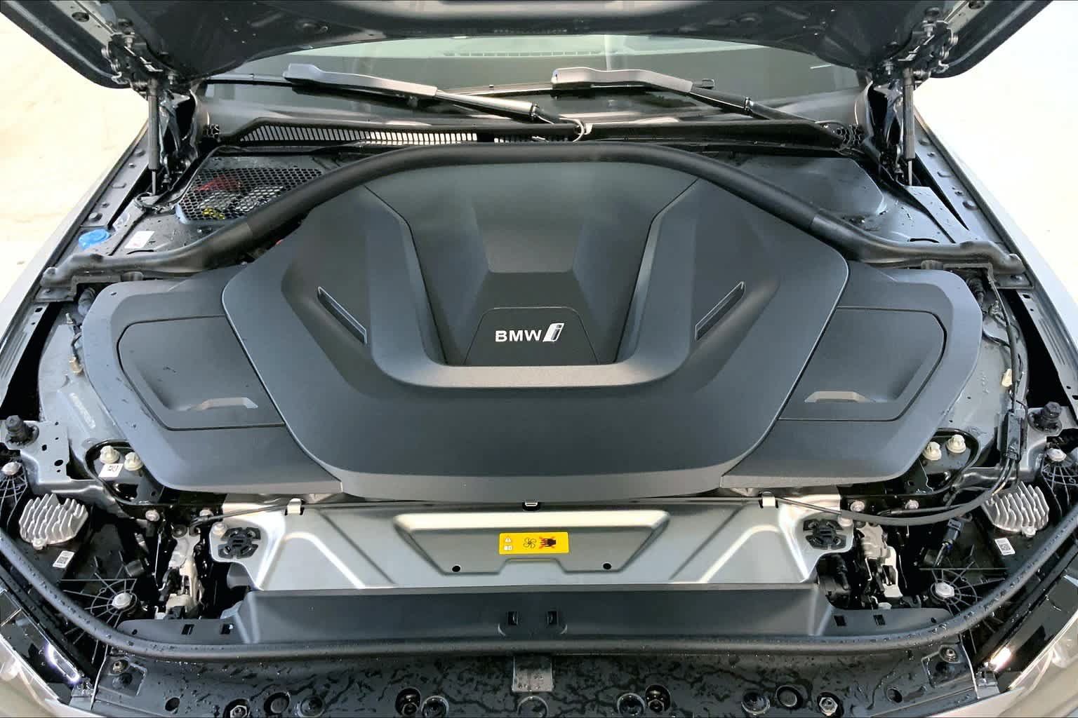 Used 2024 BMW i4 eDrive35 w/ Premium Package RWD image 16