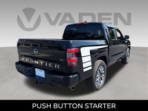 Used 2025 Nissan Frontier SL RWD image 6