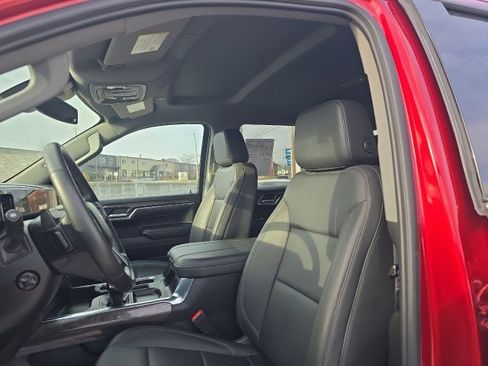 Used 2024 Chevrolet Silverado 1500 LTZ image 4