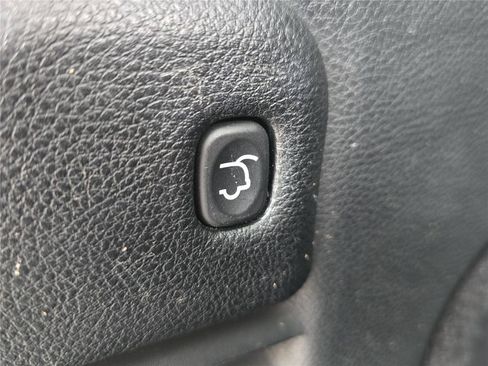 Used 2018 Jeep Grand Cherokee Overland AWD/4WD image 31