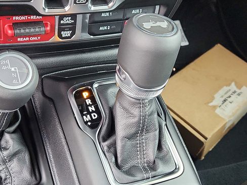 New 2026 Jeep Wrangler Unlimited Rubicon image 10