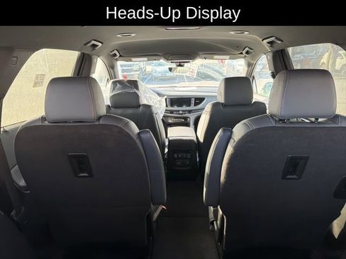 Used 2024 Buick Enclave Premium image 10
