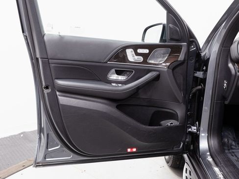 Used 2024 Mercedes-Benz GLS 63 AMG 4MATIC image 5