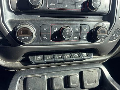 Used 2015 GMC Sierra 2500 SLT w/ Duramax Plus Package image 17