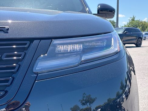 New 2026 Land Rover Range Rover Velar Dynamic SE AWD/4WD image 9