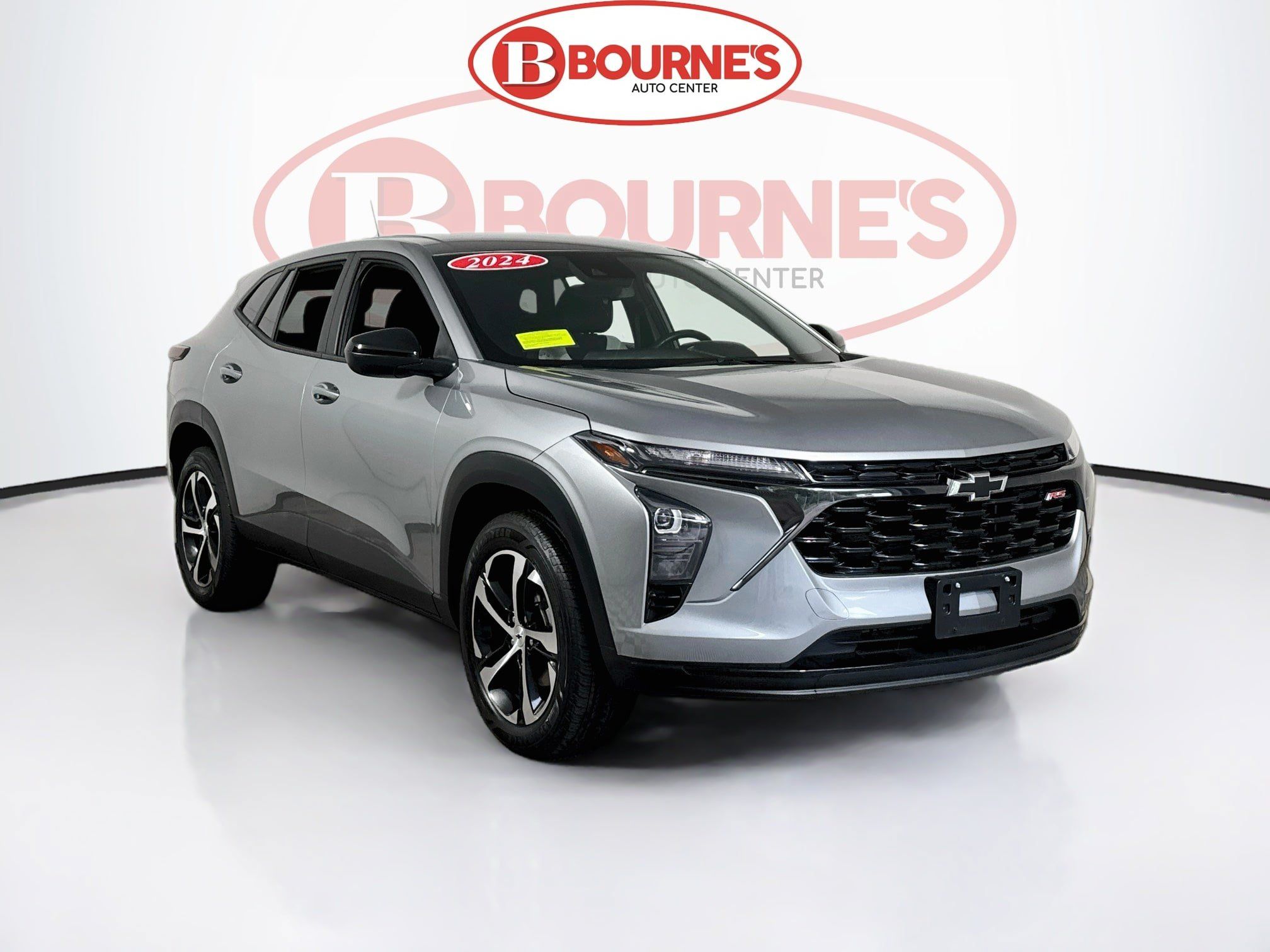 Used 2024 Chevrolet Trax RS FWD image 1