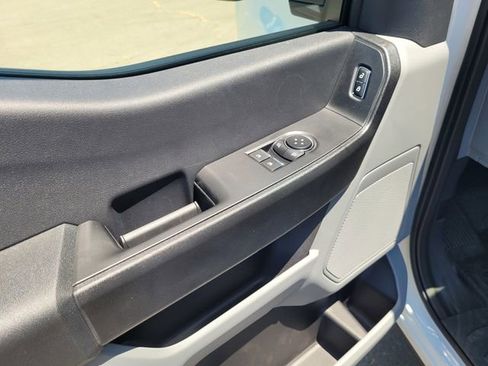 New 2026 Ford F250 XL w/ XL Chrome Package image 6