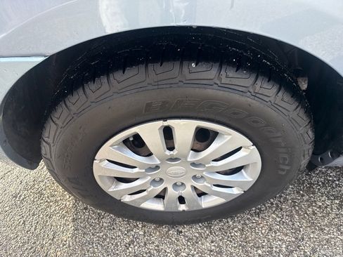 Used 2014 Kia Sedona LX image 20