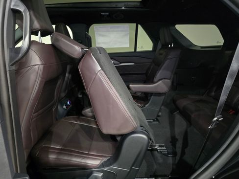New 2026 Ford Explorer Platinum w/ LUX Leather Package image 37