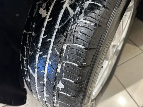 Used 2022 Ford Edge SEL w/ Convenience Package image 27