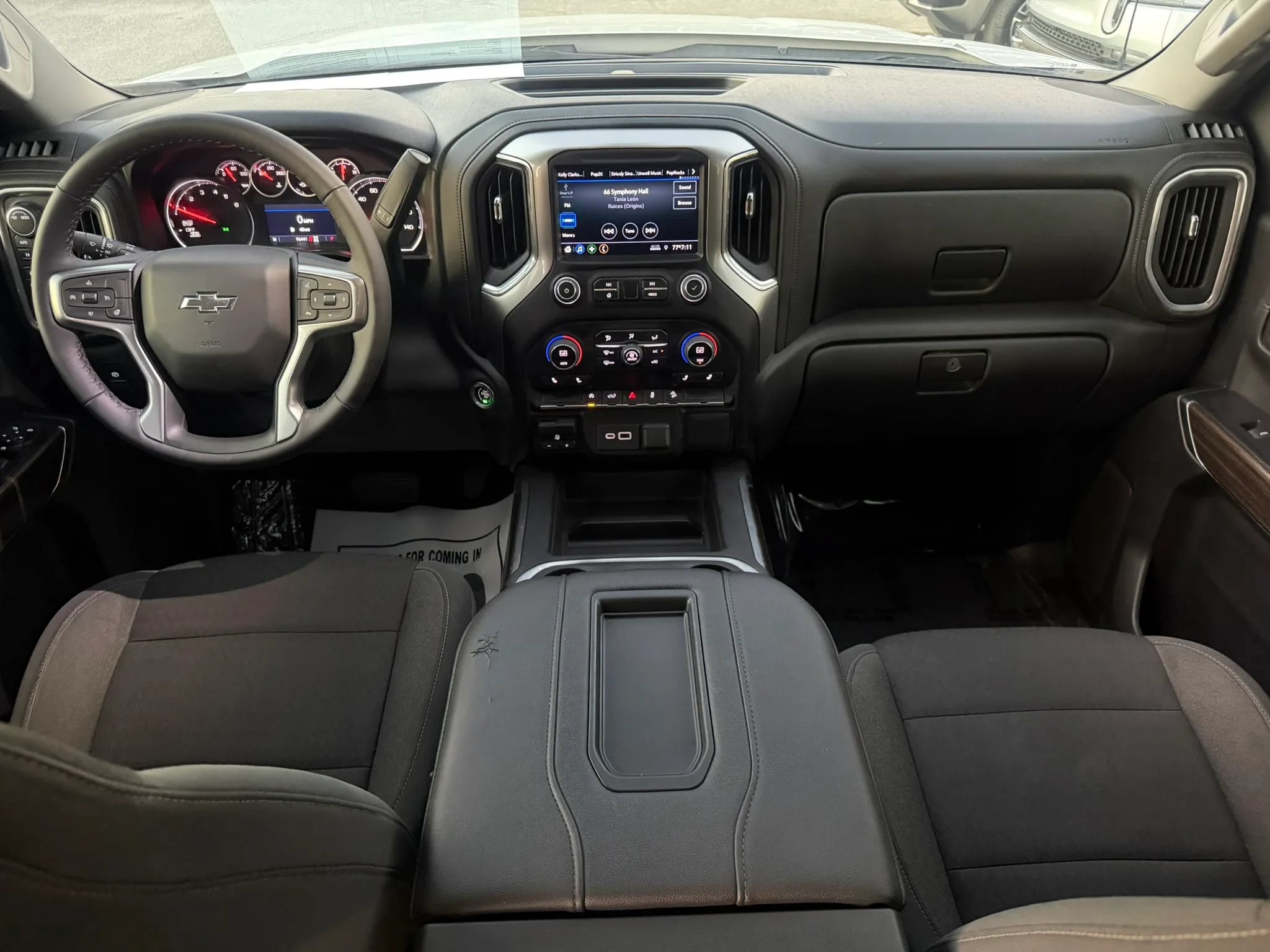 Used 2021 Chevrolet Silverado 1500 RST AWD/4WD image 16