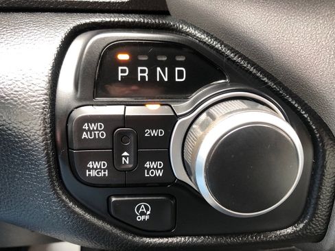 Used 2021 RAM 1500 Big Horn image 34