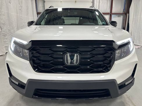 Used 2022 Honda Passport Elite image 2