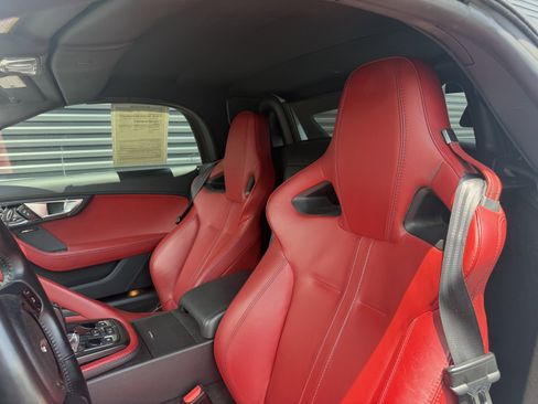 Used 2015 Jaguar F-TYPE S RWD image 5