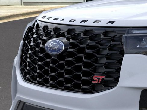 New 2026 Ford Explorer ST w/ Sun And Sound Package image 17