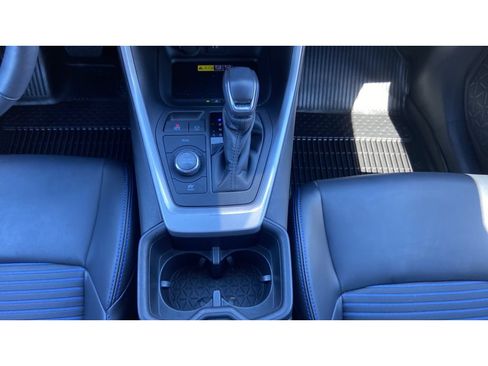 Used 2023 Toyota RAV4 XSE AWD/4WD image 17