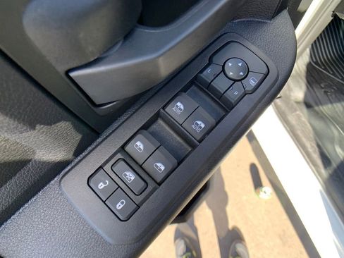 New 2026 RAM 5500 Tradesman w/ Chrome Appearance Group AWD/4WD image 39