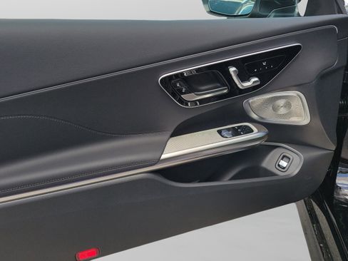 New 2026 Mercedes-Benz CLE 300 4MATIC Coupe image 7