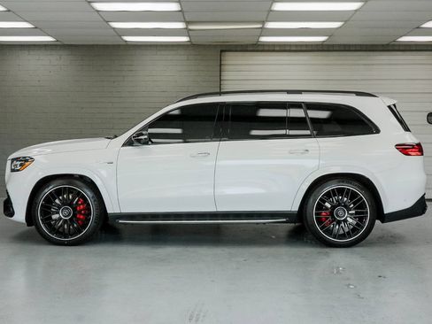 Used 2026 Mercedes-Benz GLS 63 AMG 4MATIC image 4