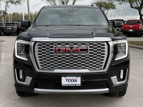 Used 2021 GMC Yukon XL Denali image 10