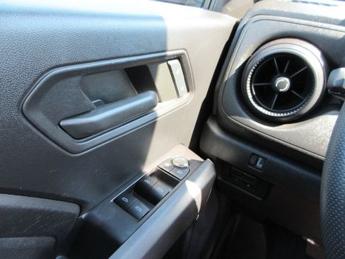 Certified 2023 Chevrolet Colorado Trail Boss w/ LPO, Dark Essentials Package AWD/4WD image 26