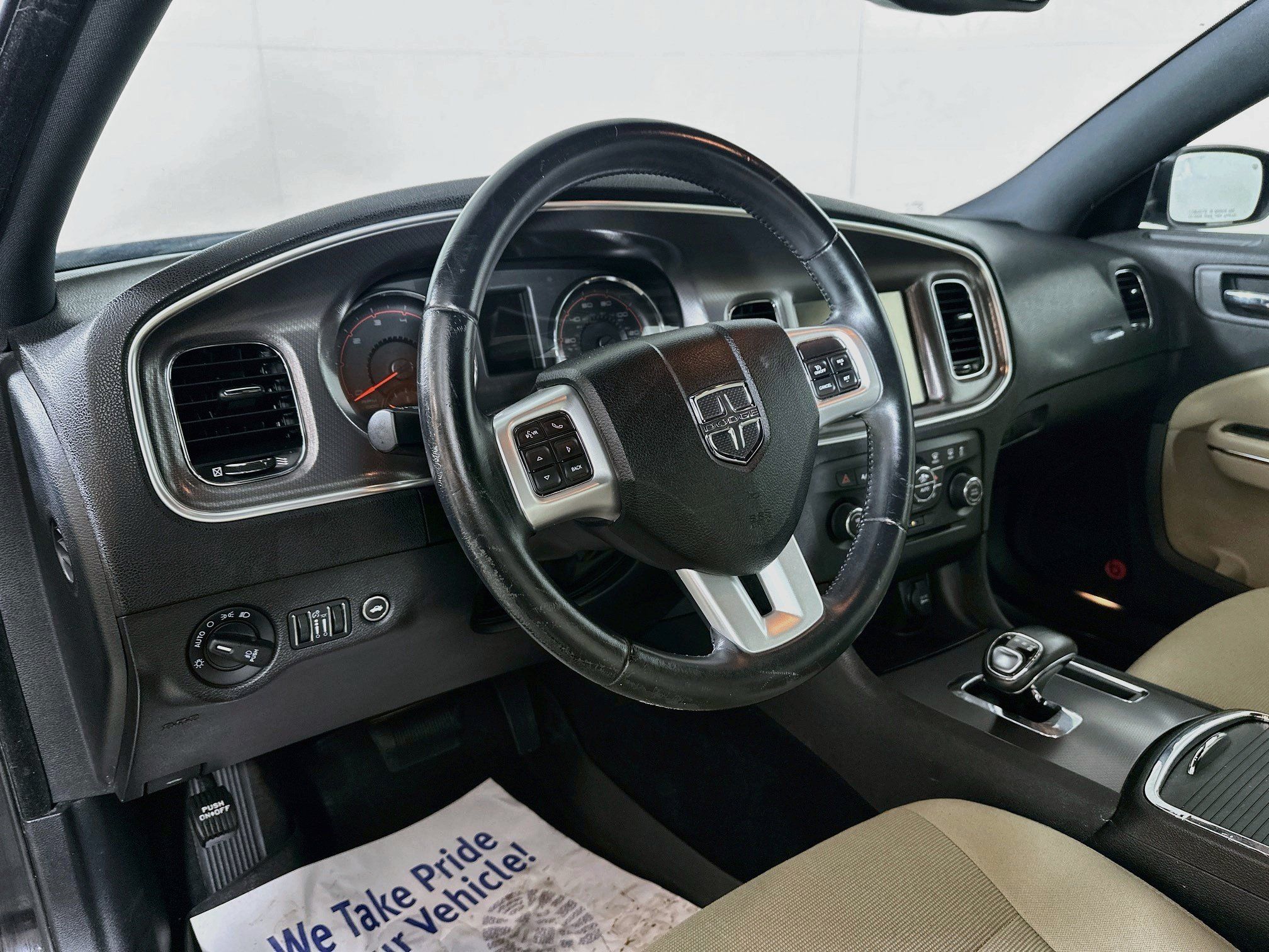 Used 2013 Dodge Charger SXT w/ Beats Audio Group AWD/4WD image 9