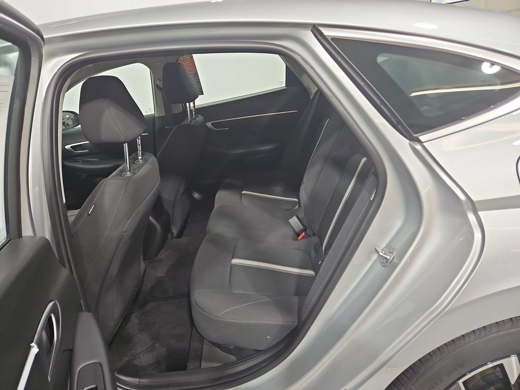 Certified 2025 Hyundai Sonata SEL AWD/4WD image 25