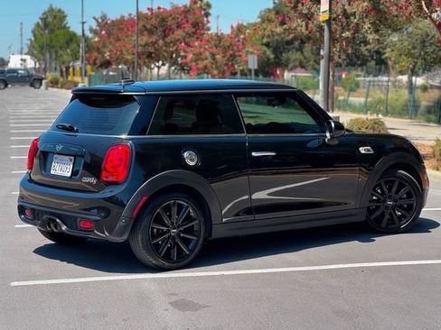 Used 2019 MINI Cooper S FWD image 17