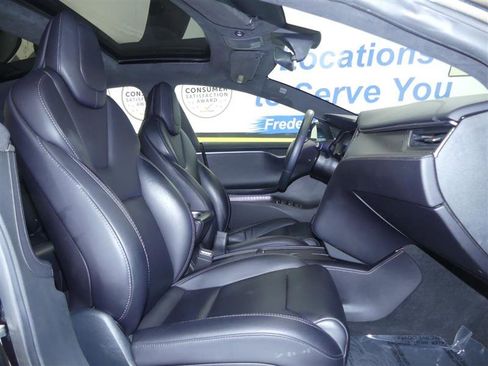 Used 2018 Tesla Model S 100D image 5