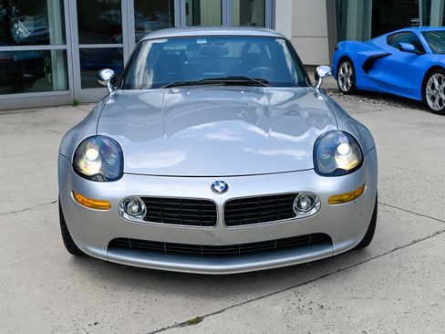 Used 2000 BMW Z8 RWD image 2