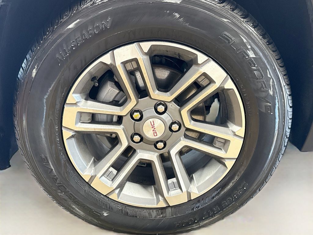 Used 2026 GMC Terrain Elevation AWD/4WD image 30
