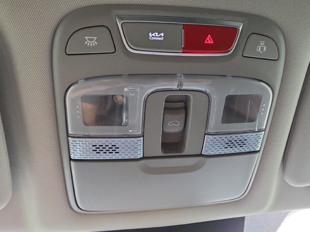 Used 2024 Kia Telluride S w/ S Sunroof Package FWD image 20