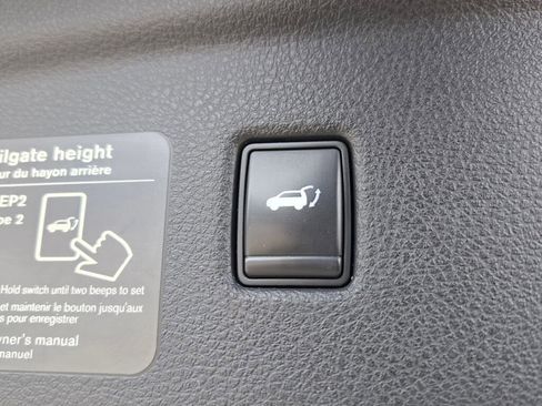 Used 2021 INFINITI QX50 Luxe w/ Appearance Package image 22