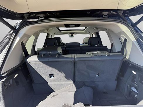 Used 2020 BMW X7 xDrive40i w/ Executive Package image 9