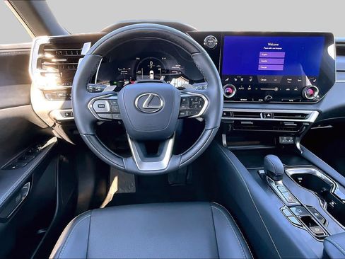 Used 2026 Lexus RX 350h w/ Convenience Package AWD/4WD image 5
