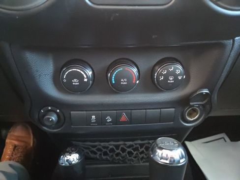 Used 2015 Jeep Wrangler Sport w/ Quick Order Package 24S image 34