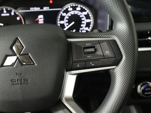 New 2026 Mitsubishi Outlander ES AWD/4WD image 41