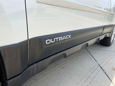 Used 2014 Subaru Outback 2.5i Premium AWD/4WD image 90