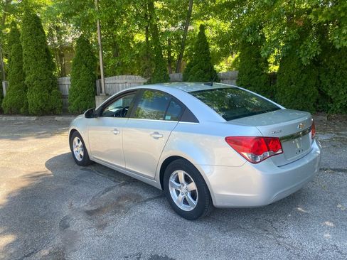 Used 2012 Chevrolet Cruze LT w/ All-Star Edition FWD image 3
