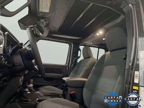 Used 2025 Jeep Wrangler Unlimited Sahara w/ Safety Group image 22