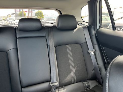 Used 2025 MAZDA CX-50 AWD 2.5 S w/ Premium Package image 39